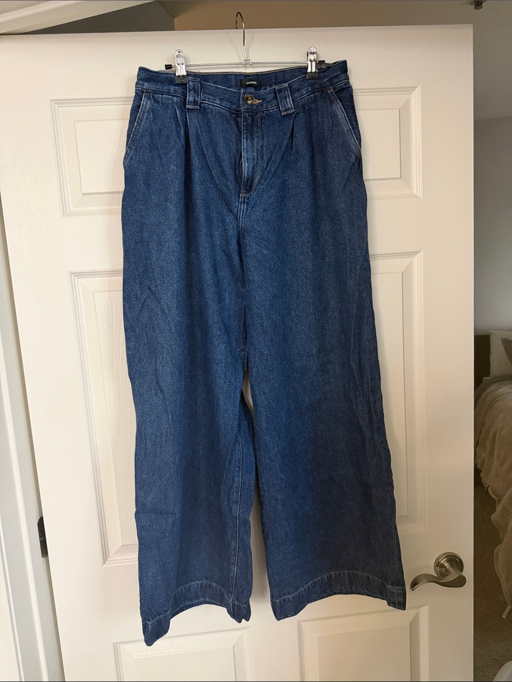 Classic Wide-Leg Women’s Jeans in Dark Blue